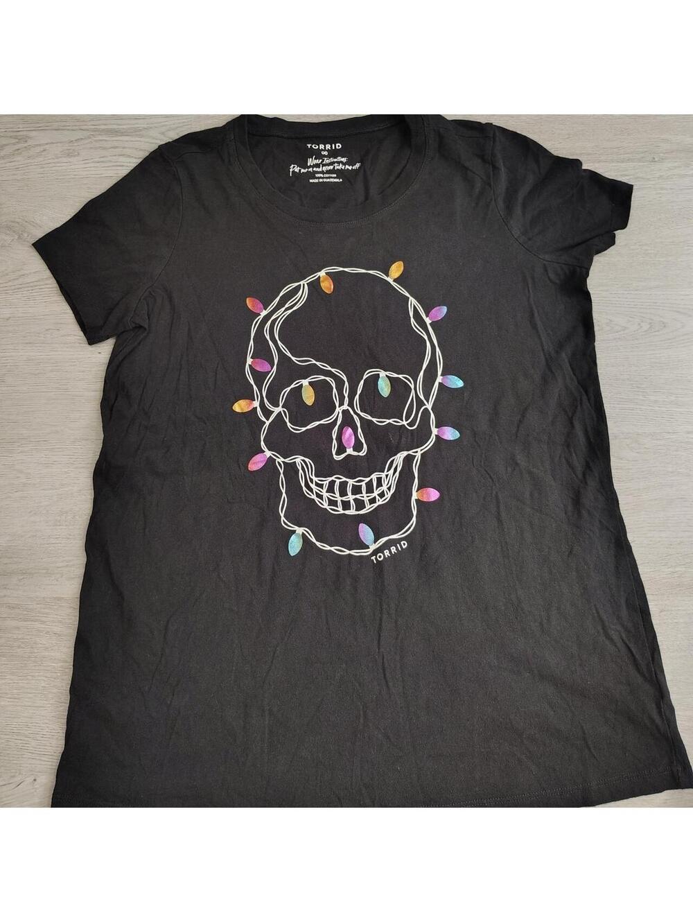 Torrid Women's Black skull T-shirt. Size 00